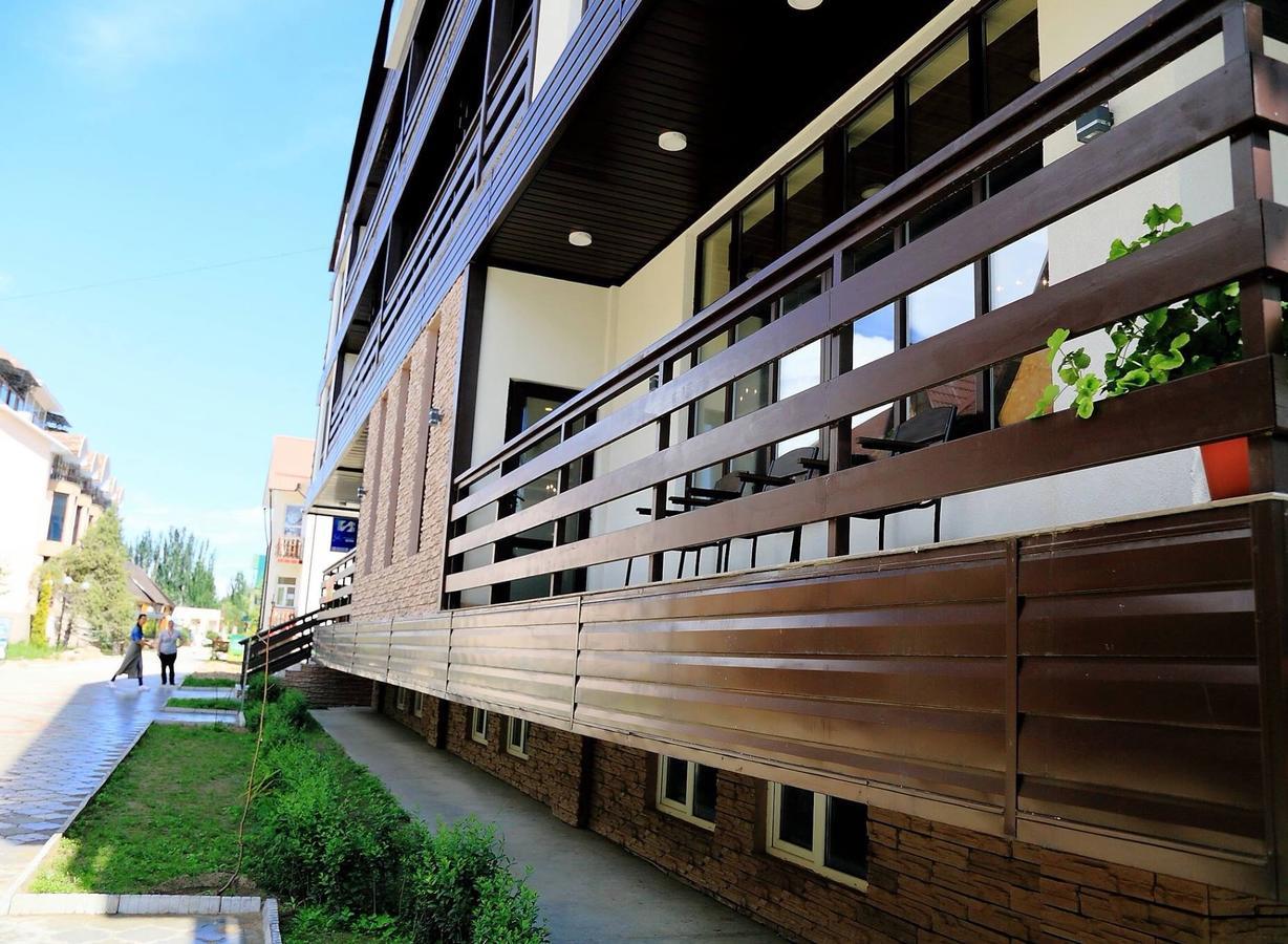 Отель У Рыбака Bosteri Exterior foto